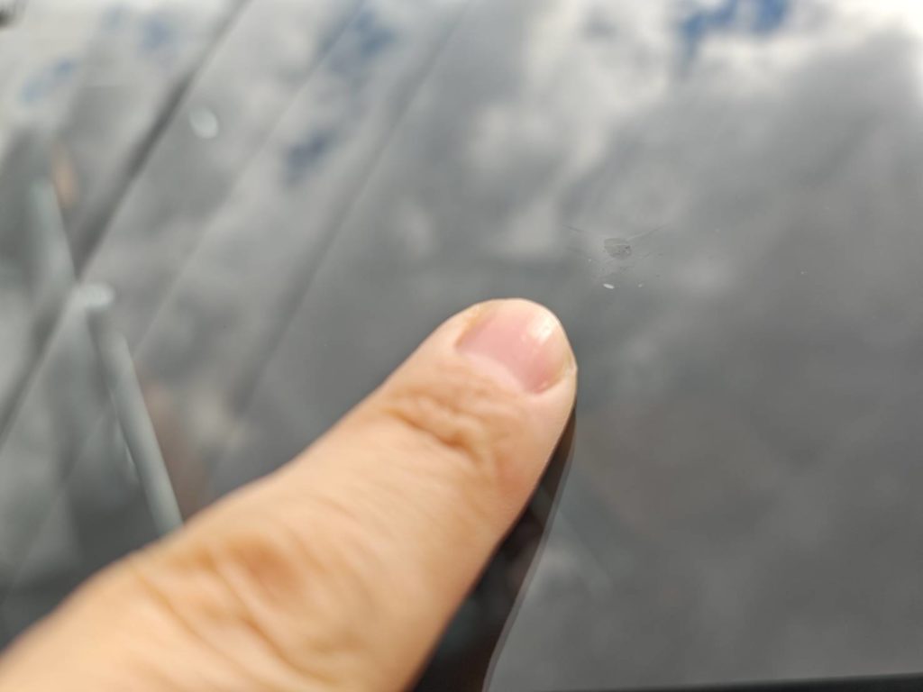 玉野市のお客様にフロントガラス飛び石修理　アウトランダー【nexus株式会社】