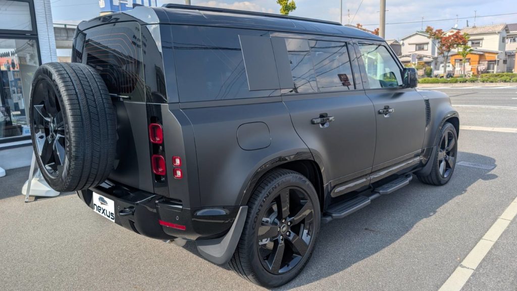 岡山市のお客様にカーフィルム(シルフィード7％) ディフェンダー【nexus株式会社】