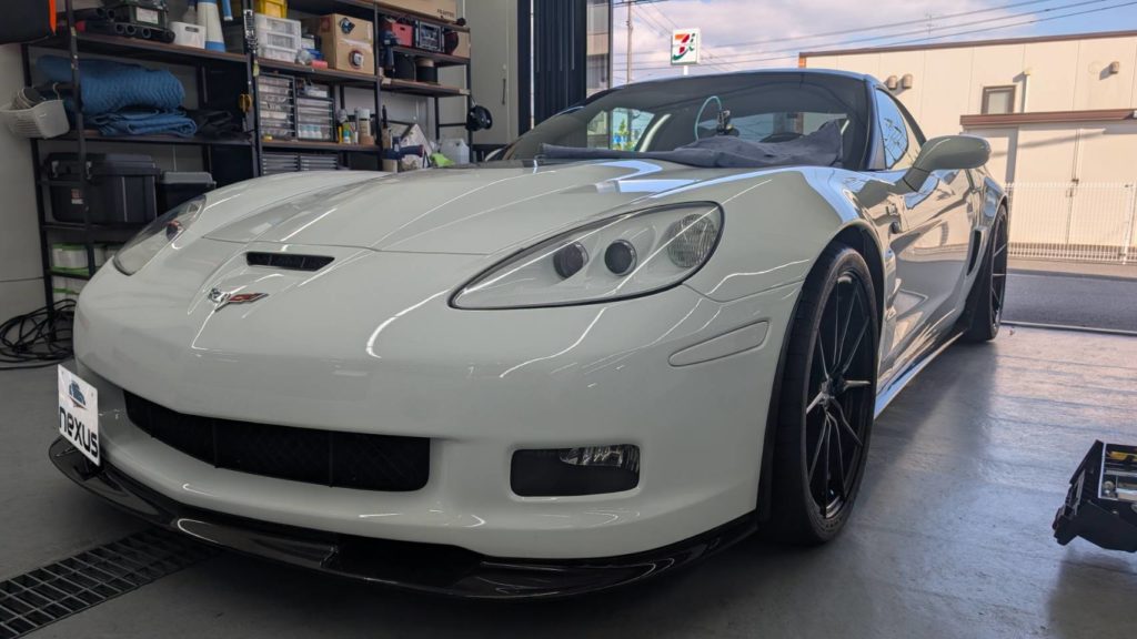 岡山市のお客様にフロントガラス飛び石修理 コルベット【nexus株式会社】