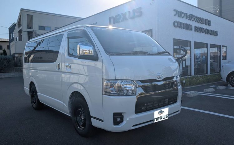 岡山市のお客様にカーフィルム(プレミアム5％) ハイエース【nexus株式会社】