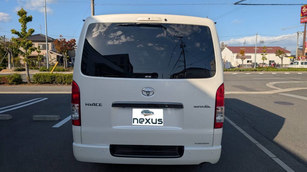岡山市のお客様にカーフィルム(プレミアム5%) ハイエース【nexus株式会社】