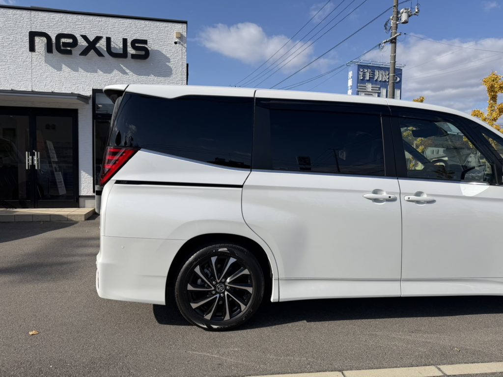 岡山市のお客様にカーフィルム(ドット対応5%) ノア【nexus株式会社】