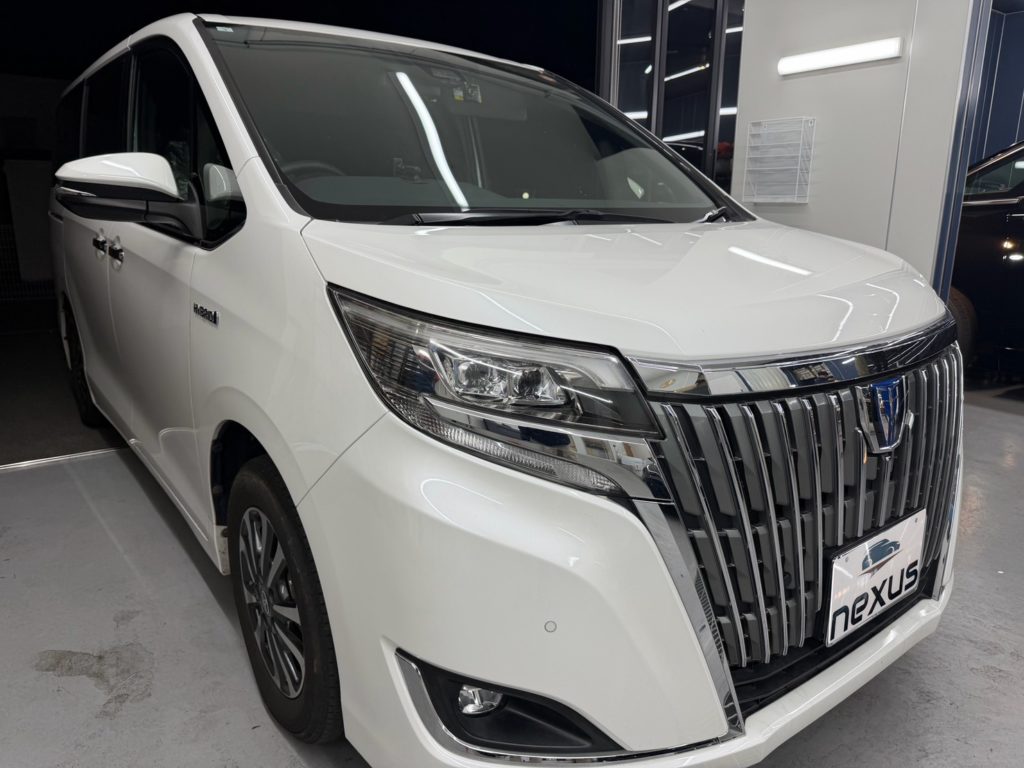 岡山市のお客様にフロントガラス飛び石修理　エスクワイア【nexus株式会社】