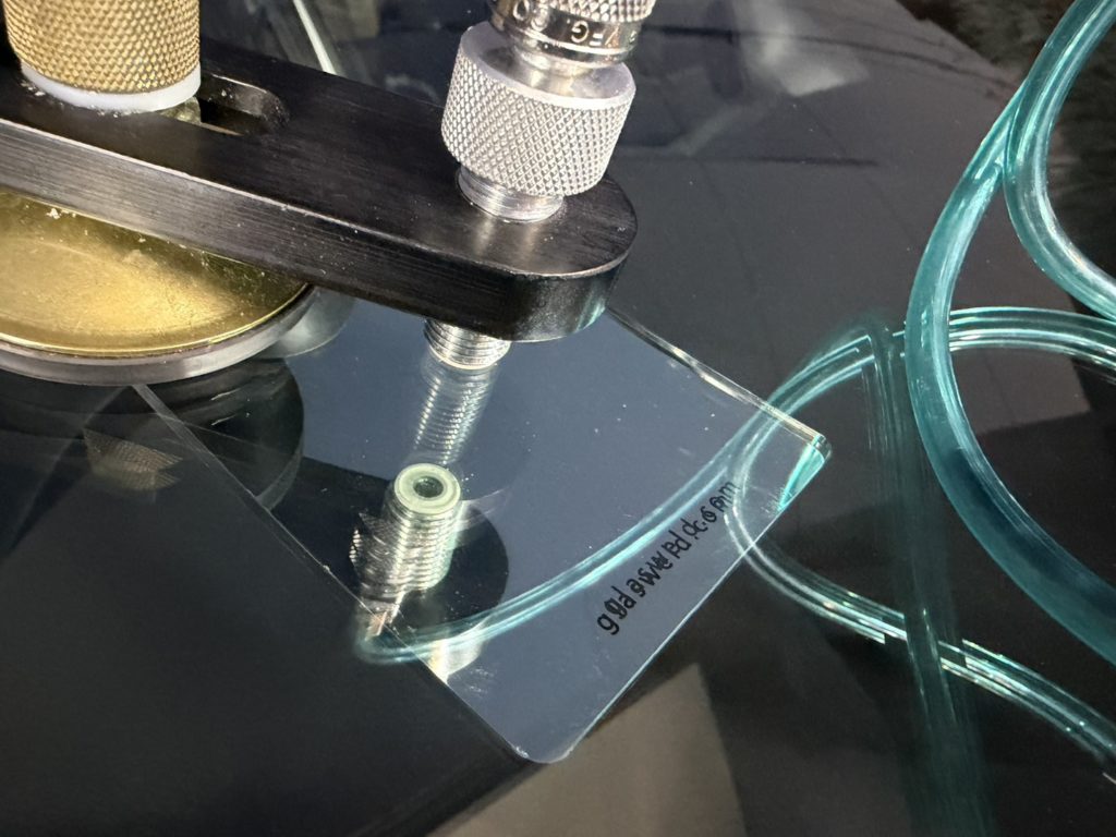 岡山市のお客様にフロントガラス飛び石修理　エスクワイア【nexus株式会社】