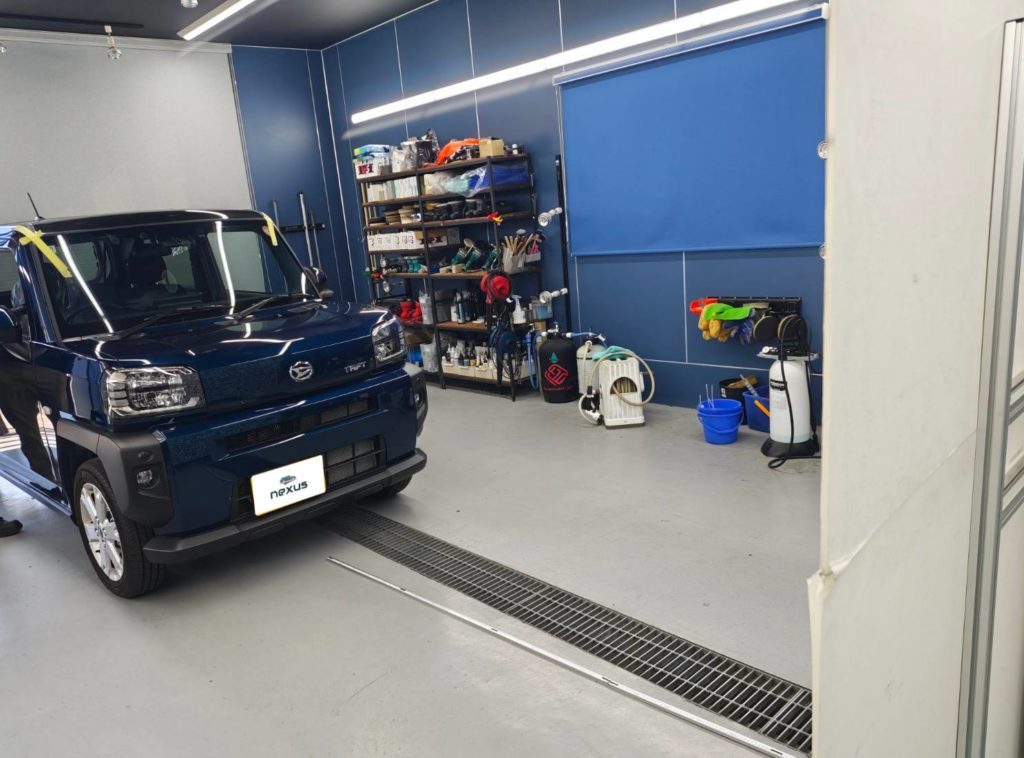 倉敷市のお客様にフロントガラス交換　タフト【nexus株式会社】