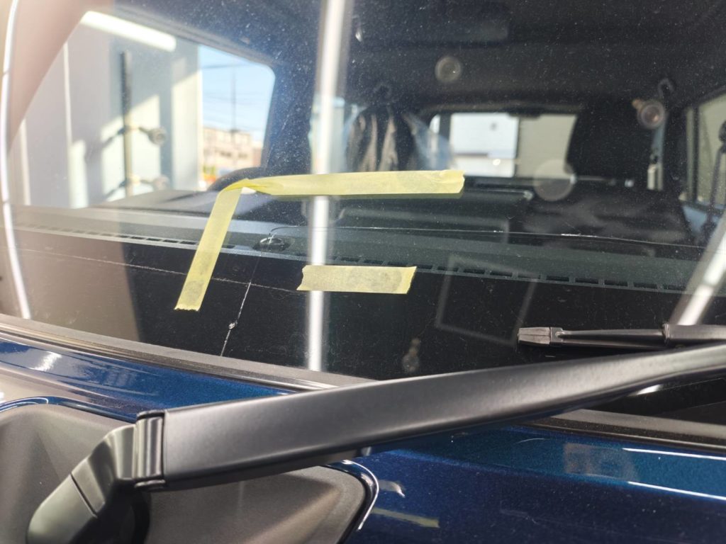 倉敷市のお客様にフロントガラス交換　タフト【nexus株式会社】