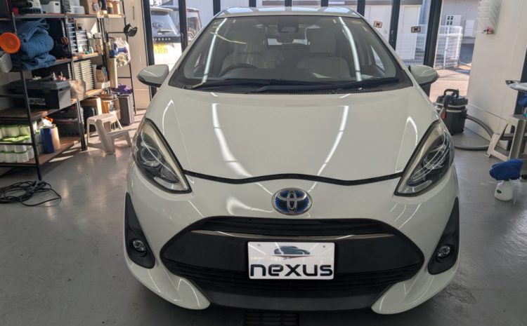 総社市のお客様にフロントガラス交換　アクア【nexus株式会社】