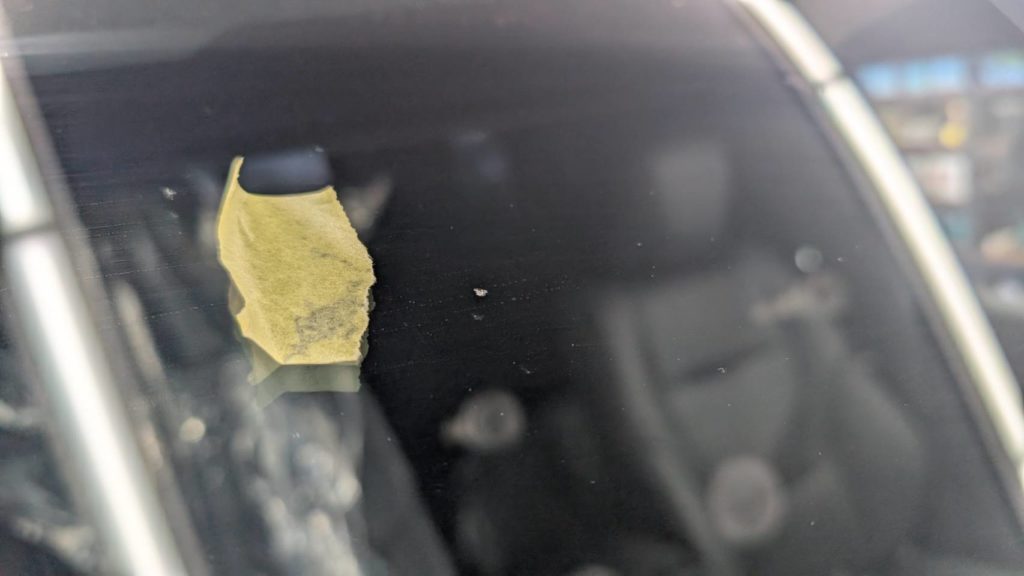 和気郡のお客様にフロントガラス交換　ランクル300【nexus株式会社】