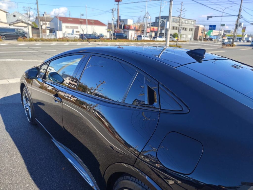 玉野市のお客様にコーティング(セラミックウルトラ)+フィルム(プレミアム)施工　プリウス【nexus株式会社】