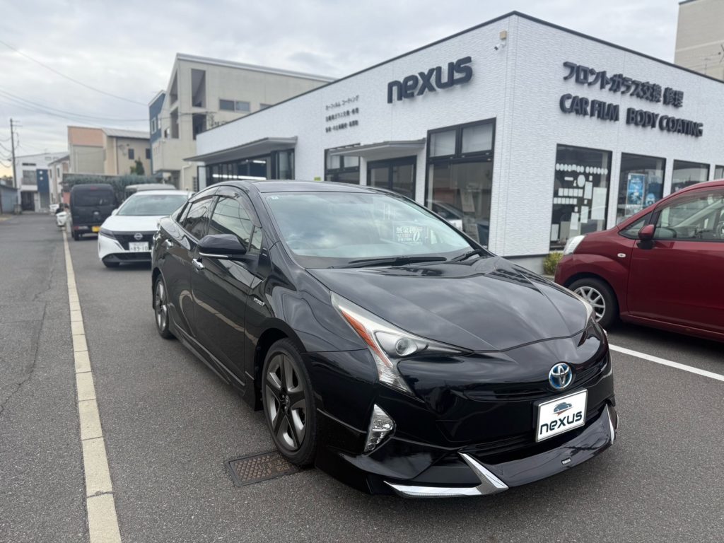 岡山市のお客様にカーフィルム(スタンダード2％)　プリウス【nexus株式会社】