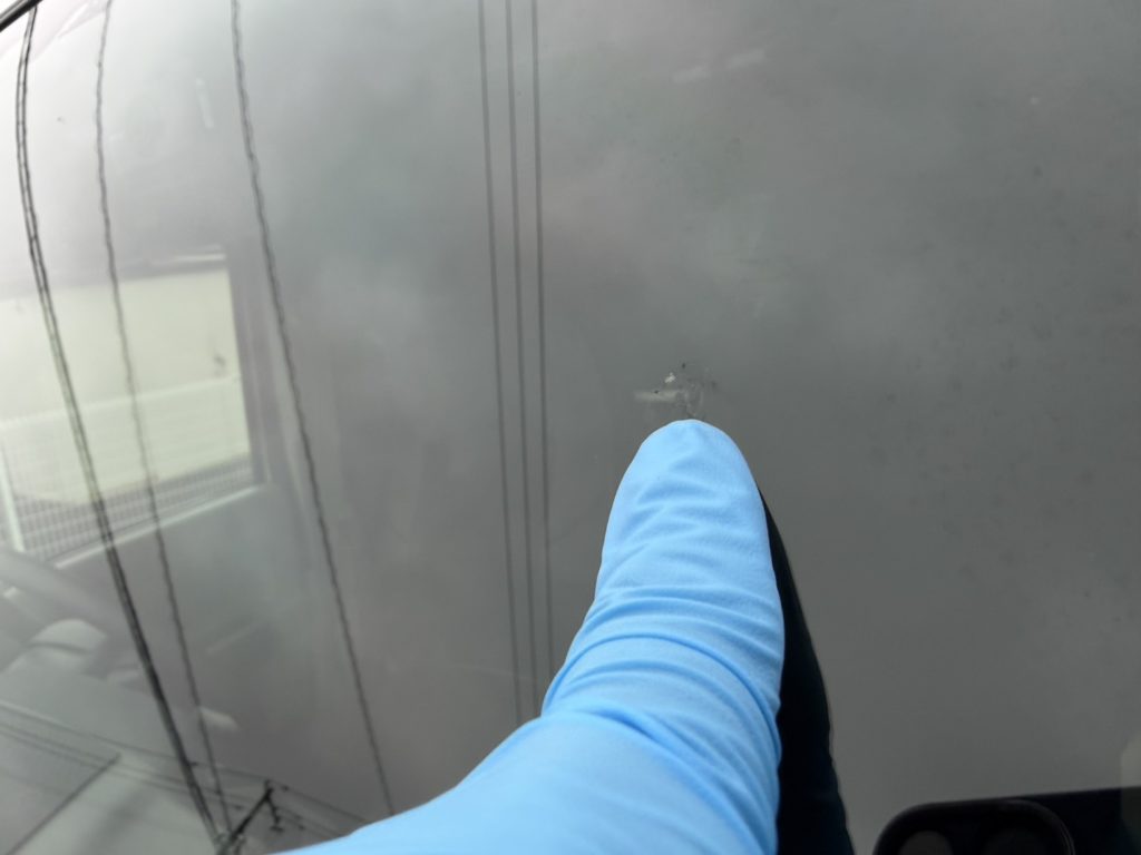 千葉県のお客様にフロントガラス飛び石修理　クリッパー【nexus株式会社】