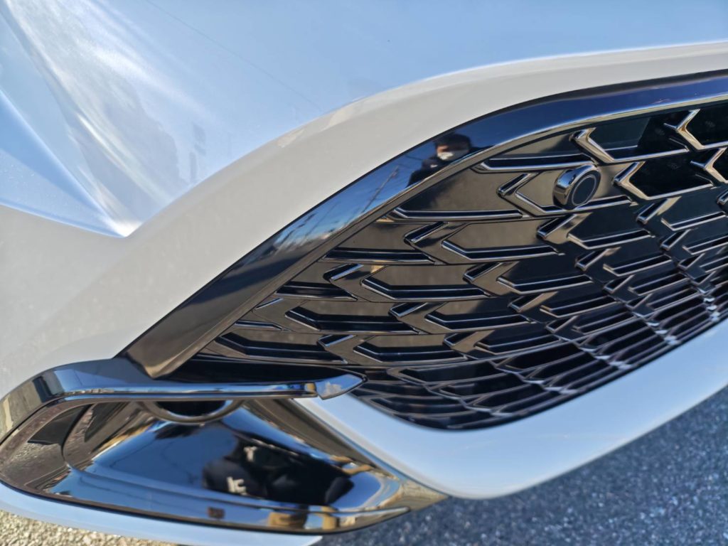 倉敷市のお客様にコーティング(プレミアム)　カローラスポーツ【nexus株式会社】