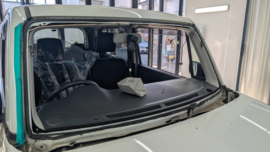 備前市のお客様にフロントガラス交換 ハスラー【nexus株式会社】