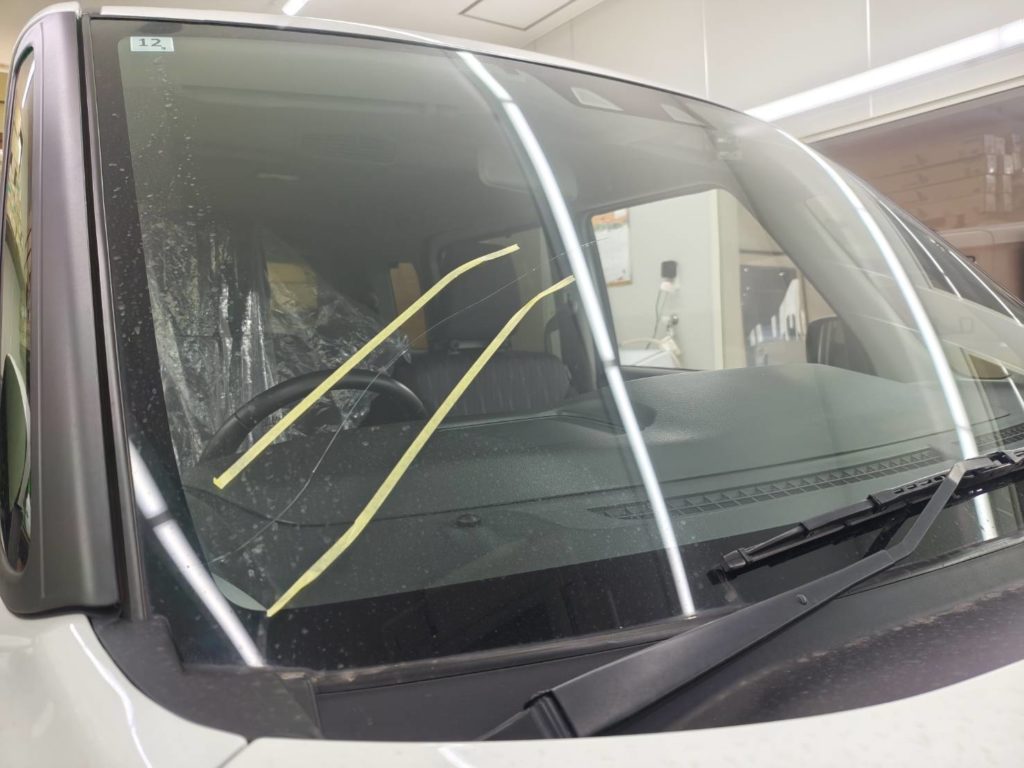 岡山市のお客様にフロントガラス交換　ソリオ【nexus株式会社】