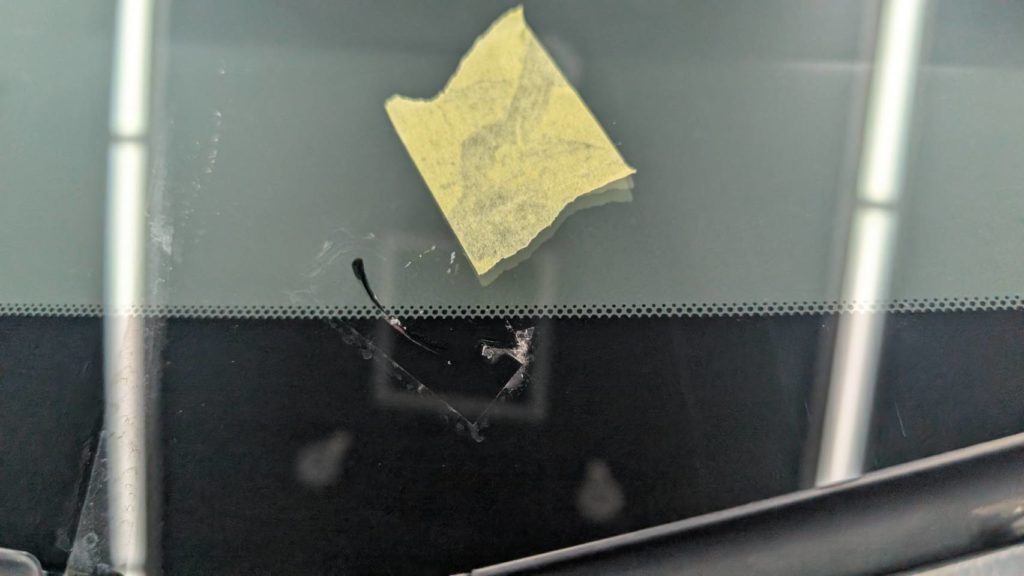 倉敷市のお客様にフロントガラス交換　セレナ【nexus株式会社】