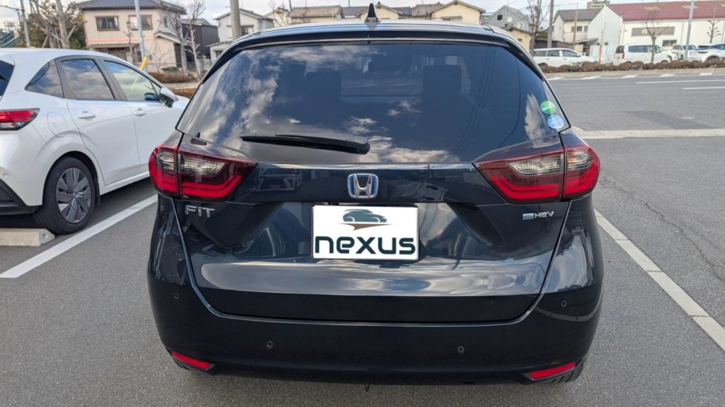 倉敷市のお客様にカーフィルム(シルフィード20％) フィット【nexus株式会社】