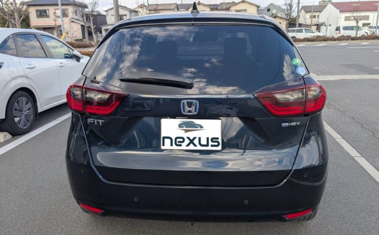 倉敷市のお客様にカーフィルム(シルフィード20％) フィット【nexus株式会社】