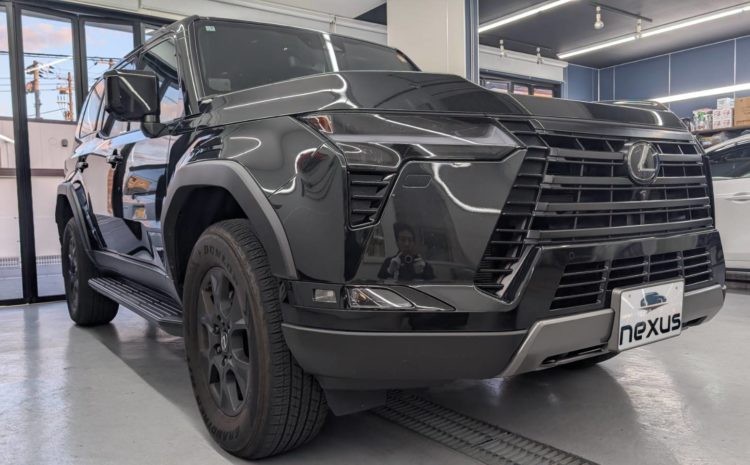 瀬戸内市のお客様にフロントガラス飛び石修理　GX550【nexus株式会社】