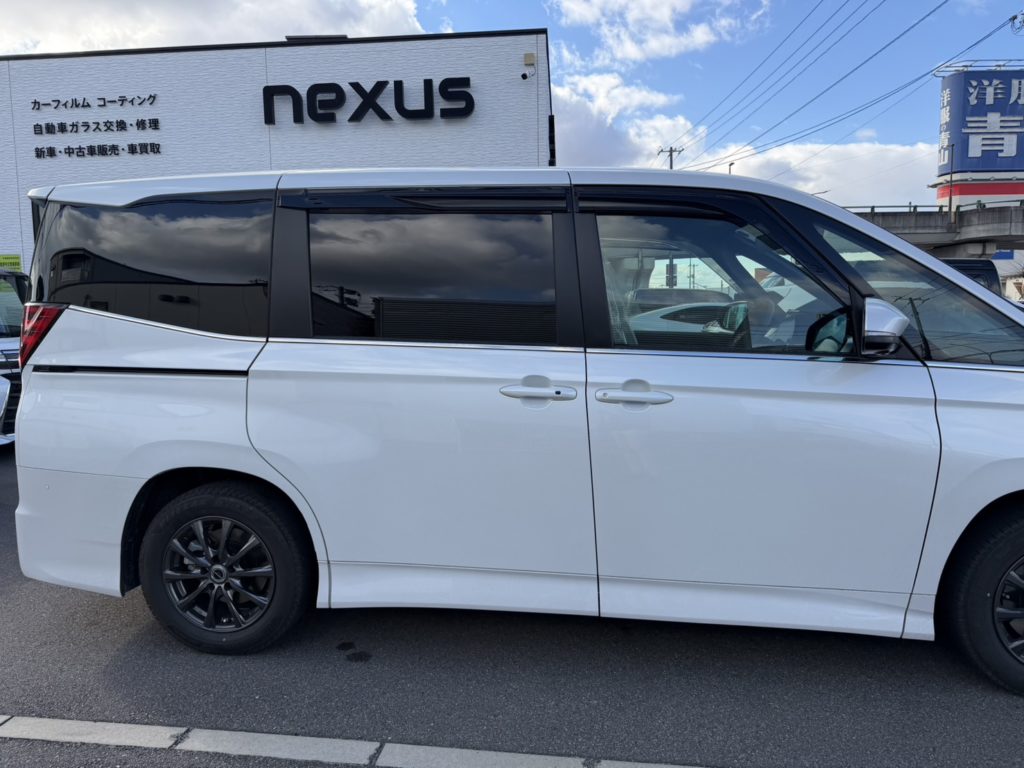 岡山市のお客様にカーフィルム(ドット対応) ノア【nexus株式会社】