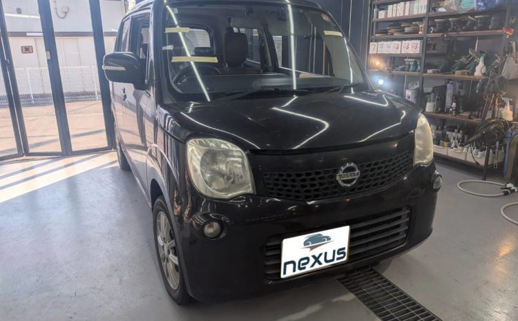 勝田郡勝央町のお客様にフロントガラス交換　モコ【nexus株式会社】