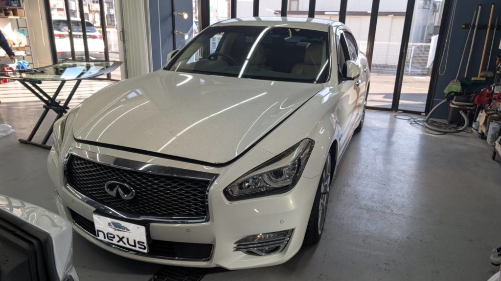 倉敷市のお客様にフロントガラス交換 フーガ【nexus株式会社】