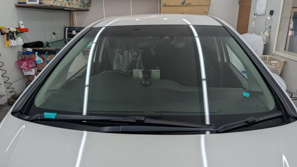 岡山市のお客様にフロントガラス交換　シャトル【nexus株式会社】