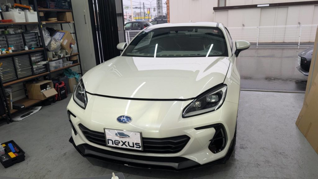 浅口市のお客様にフロントガラス交換　BRZ【nexus株式会社】