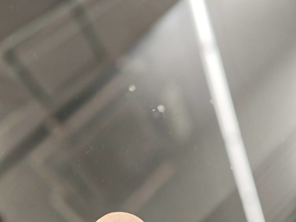 岡山市のお客様にフロントガラス飛び石修理 スペーシア【nexus株式会社】