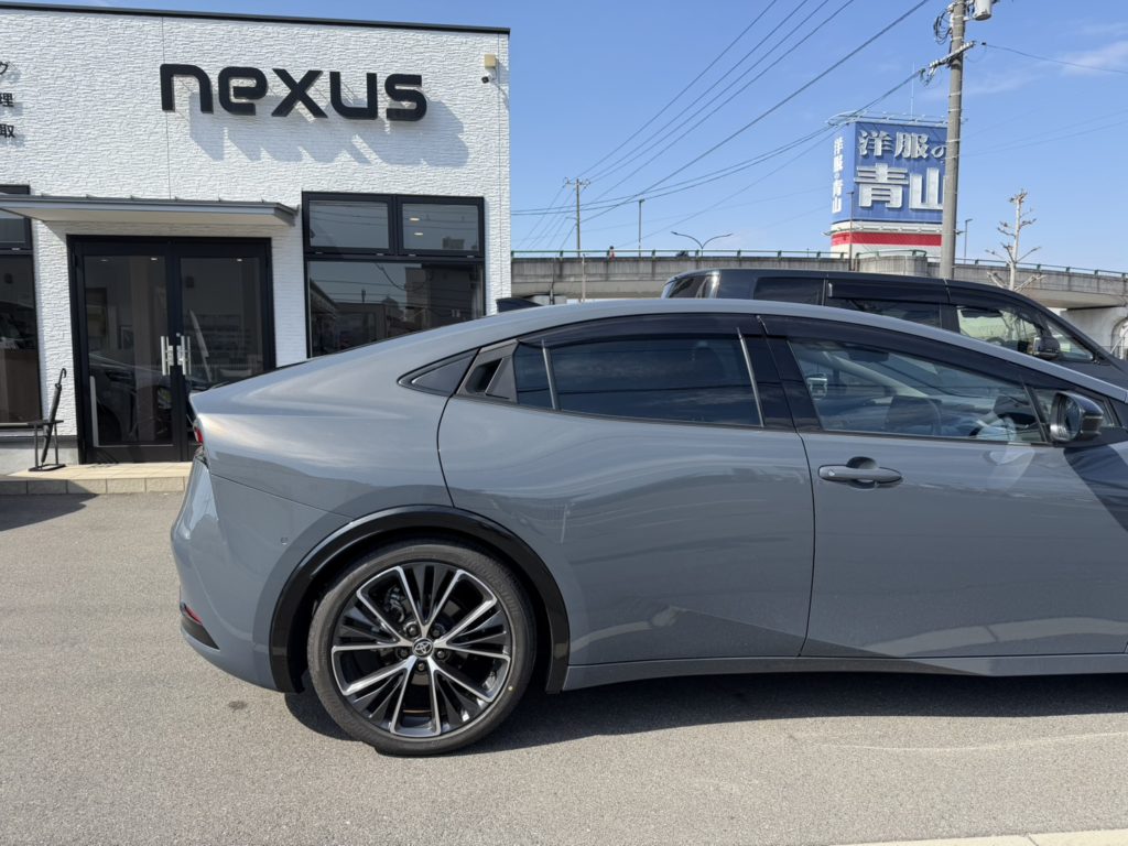 兵庫県のお客様にカーフィルム(プレミアム20％) プリウス【nexus株式会社】