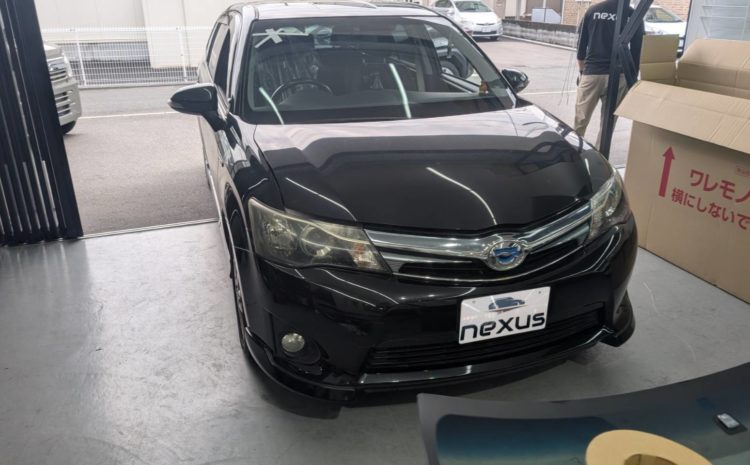 岡山市のお客様にフロントガラス交換　カローラフィールダー【nexus株式会社】