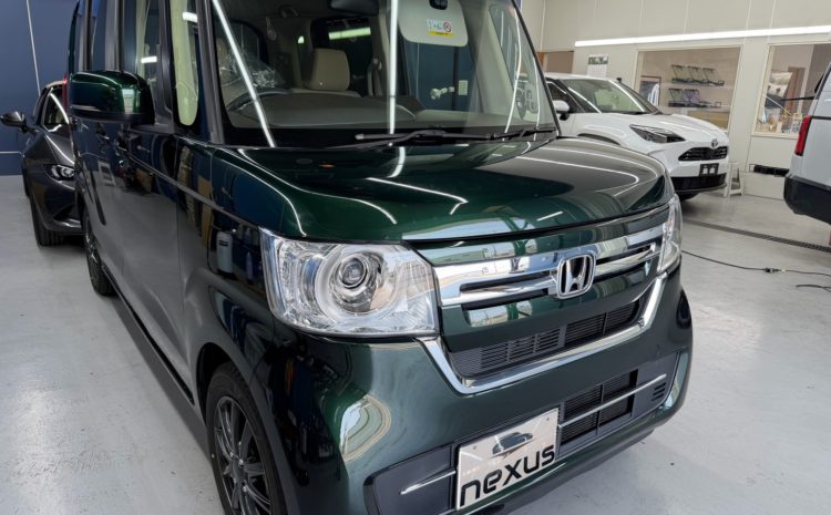 津山市のお客様にフロントガラス飛び石修理　N-BOX【nexus株式会社】