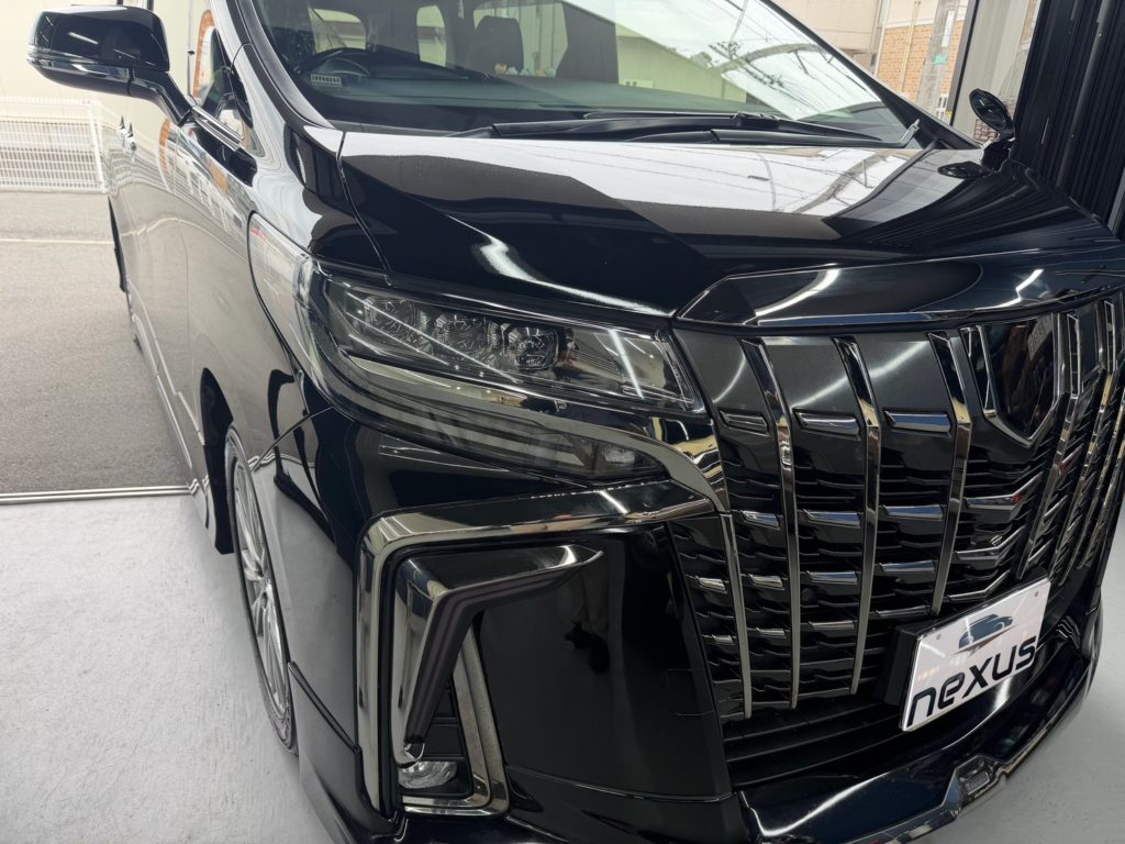 岡山市のお客様にフロントガラス飛び石修理 アルファード【nexus株式会社】